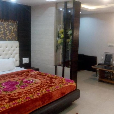 Hotel Priya Palace Ranchi Buitenkant foto