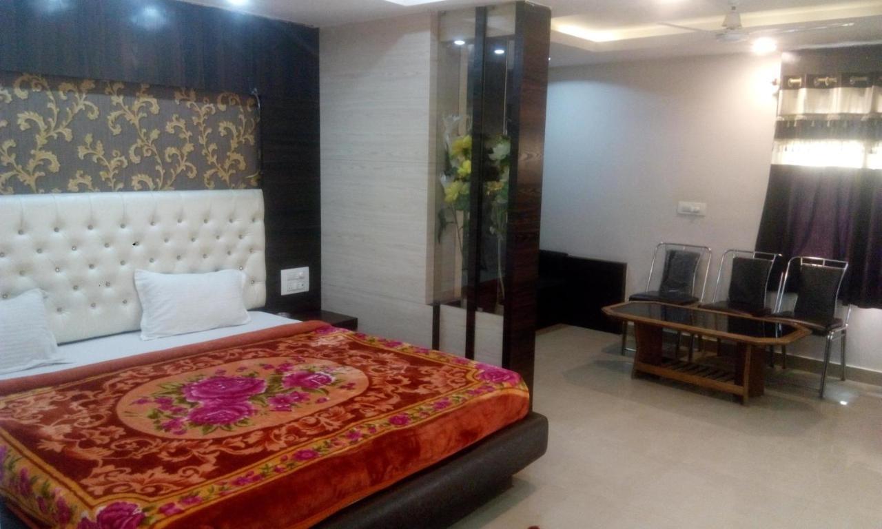 Hotel Priya Palace Ranchi Buitenkant foto