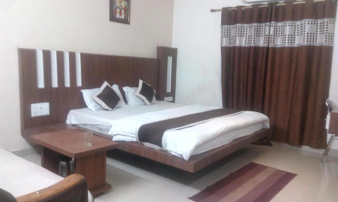 Hotel Priya Palace Ranchi Buitenkant foto