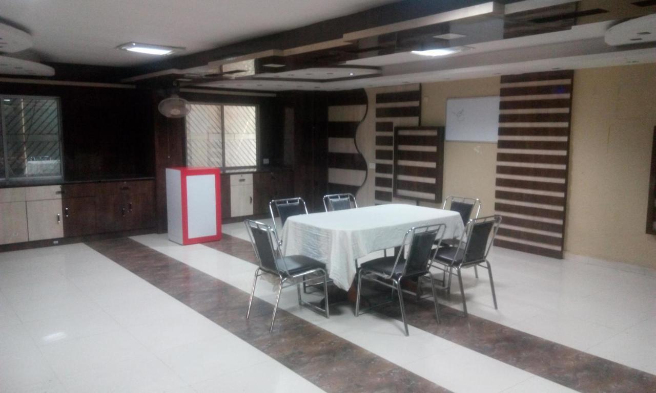Hotel Priya Palace Ranchi Buitenkant foto