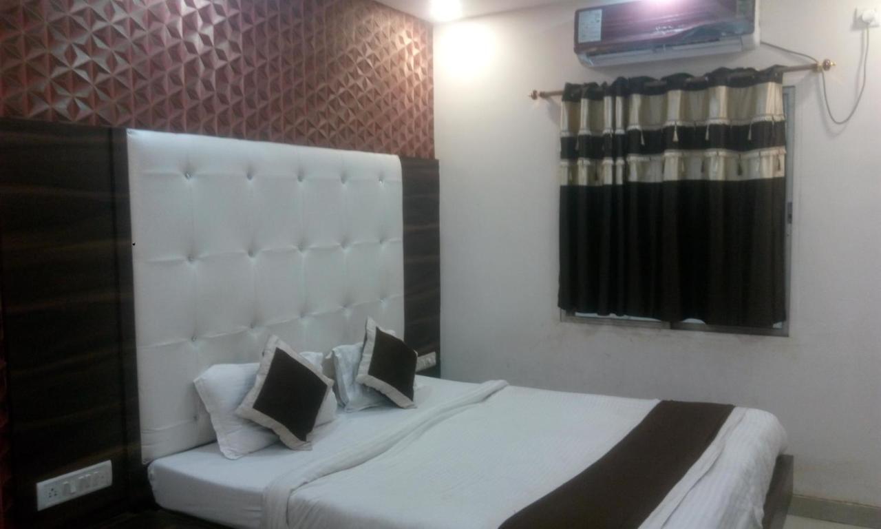 Hotel Priya Palace Ranchi Buitenkant foto